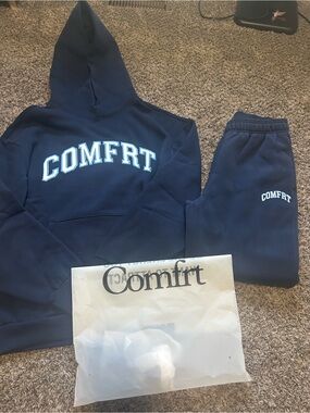 Comfrt hoodie and sweatpants